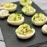 Jajka wielkanocne – 8 przepisów na jajka faszerowane i inne przepisy z jajkami!