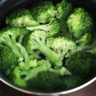 Jakie warzywa ekologiczne powinny być uwzględnione w diecie dla osób z chorobami jelit?