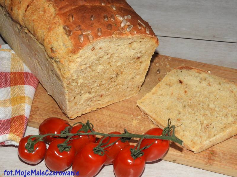 Chleb z ziołami