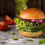 Burger roślinny - jak go przyrządzić?