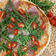 Pizza z płatków owsianych – Pizza prosciutto crudo e rucola