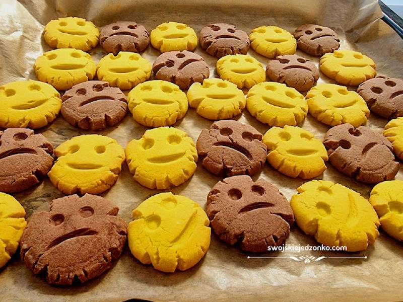 Uśmiechnięte ciasteczka - emotki
