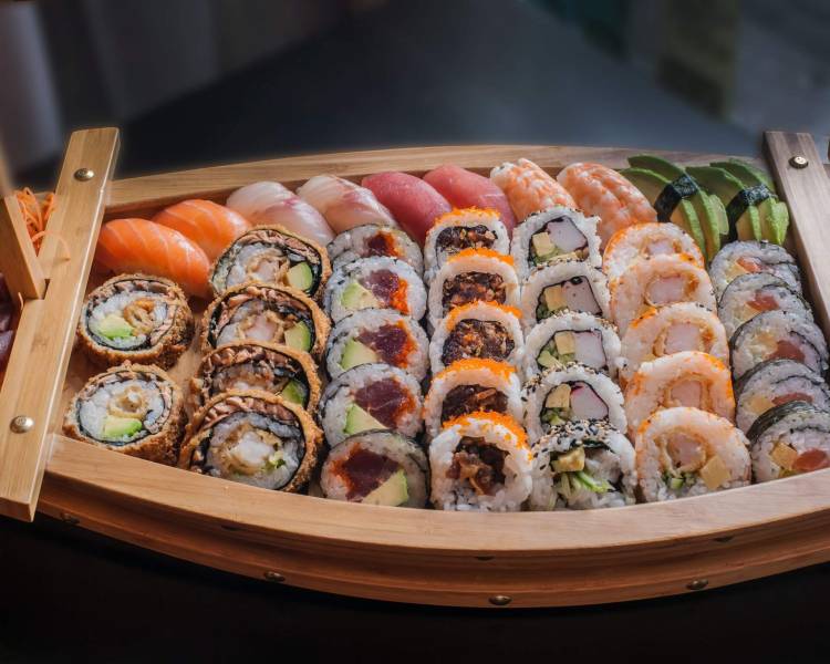 Rodzaje sushi – poznaj 10 różnych smaków