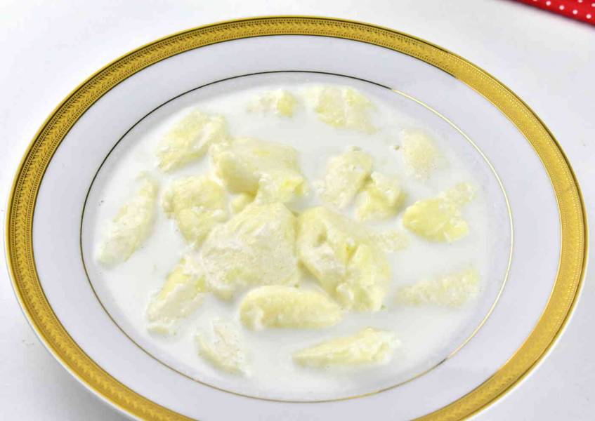 Fit zupa mleczna z kluseczkami