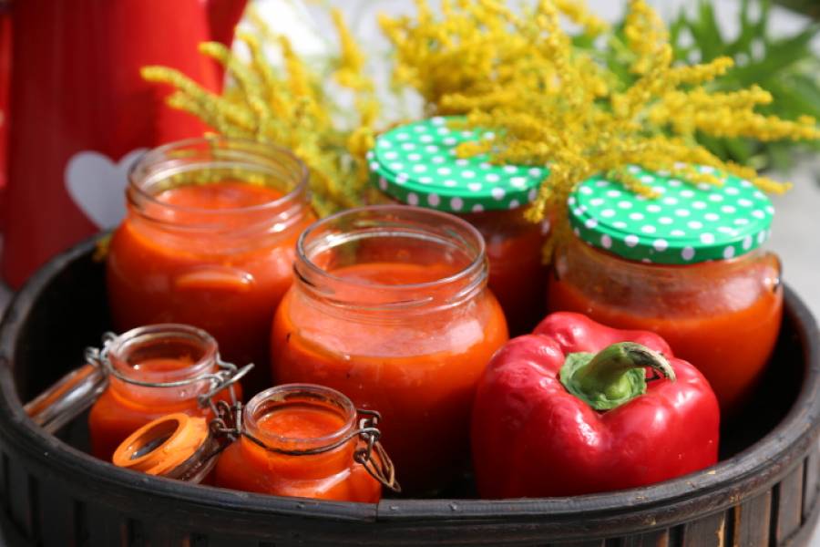 Sos z pieczonej papryki i pomidorów,  Pycha