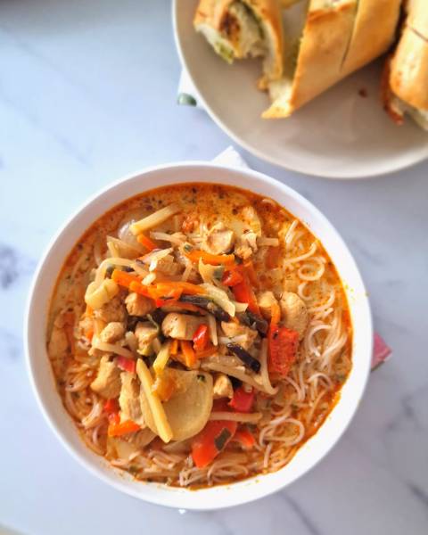 Zupa z mieszanki chińskiej – błyskawiczna i rozgrzewająca