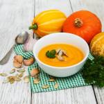 Zupa dyniowa i inne przepisy na jesienne potrawy z dyni