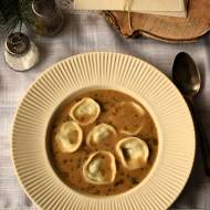 Zupa grzybowa z uszkami – kuchnia podkarpacka