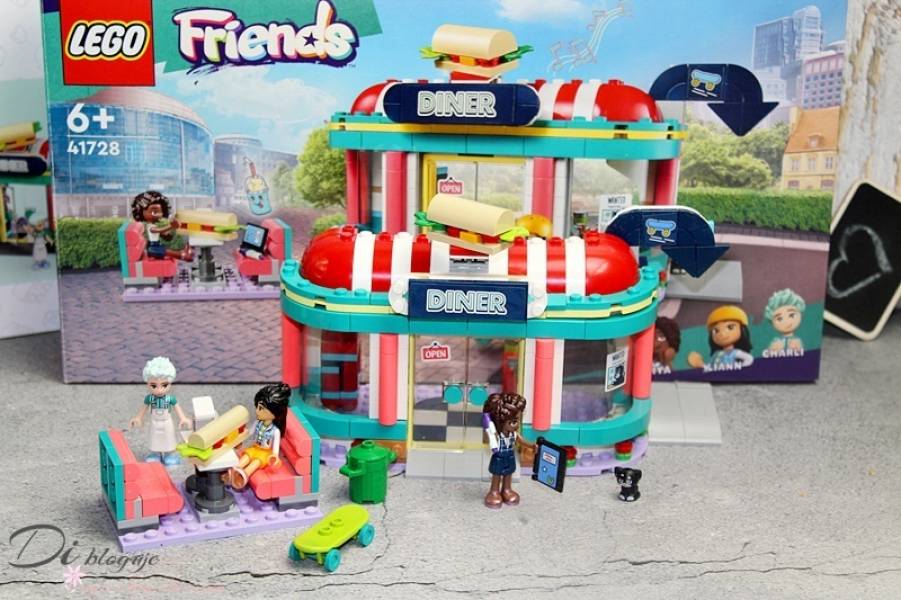 LEGO Friends Bar w śródmieściu Heartlake - recenzja
