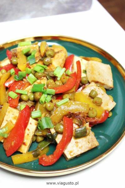 Tofu z warzywami po pekińsku