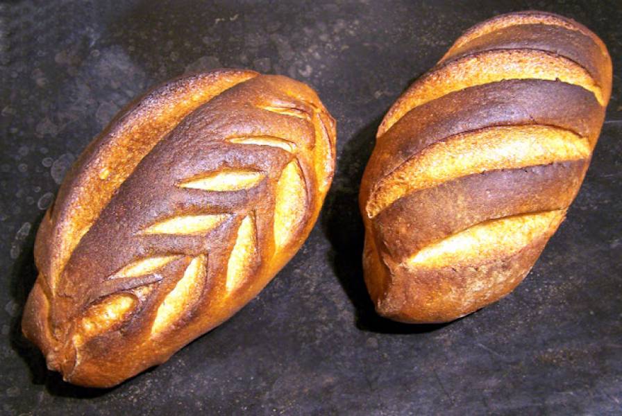 Prosty i szybki chleb na drożdżach, smaczny i bardzo chrupiący