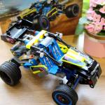 Wyścigowy łazik terenowy LEGO Technic – recenzja
