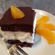 Ciasto czekoladowe z kremem i pomarańczą