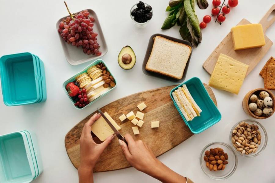 Zdrowe kanapki z domowego chleba – pomysły na szybkie i wartościowe śniadanie dla całej rodziny