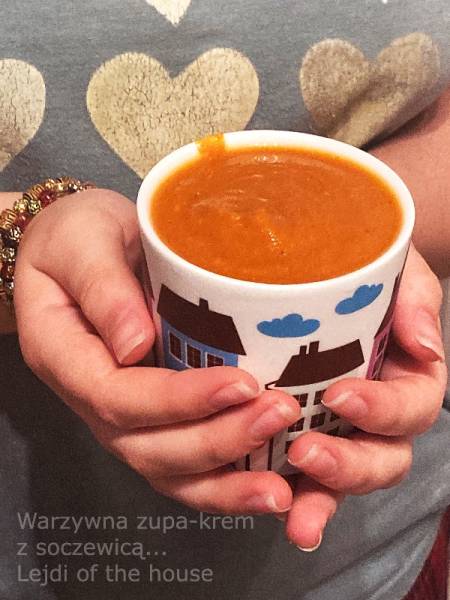 Warzywna zupa-krem z soczewicą...