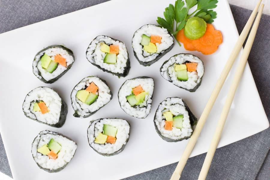 Jak samodzielnie zrobić sushi?
