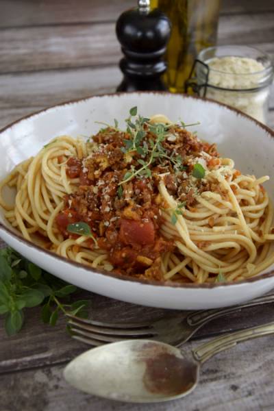 Wegańskie bolognese z tofu