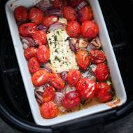 Makaron z pomidorkami i fetą pieczonymi w airfryer