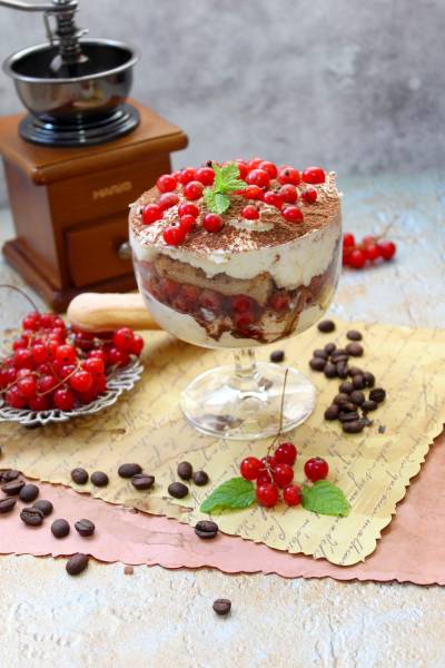 Tiramisu porzeczkowe