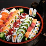 Sushi: Tradycja, Smak i Sztuka Japońskiej Kuchni