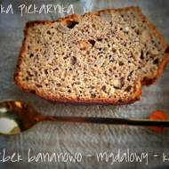 Chlebek bananowo - migdałowy - keto