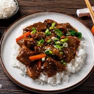 Jak przygotować domową wersję Mongolian Beef inspirowaną P.F. Chang’s