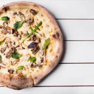 Pizza z Keto Pieczarkami i Pesto – Przepis