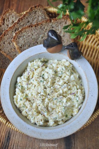 Pasta jajeczna z makrelą i skyrem