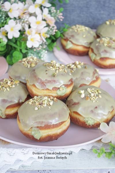 pączki pistacjowe
