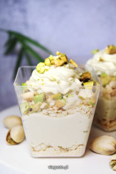 Deserki pistacjowe w kubeczkach – PRZEPIS