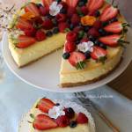 Kremowy sernik z mascarpone, białą czekoladą i lemon curd.