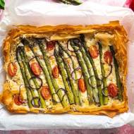 Tarta ze szparagami z ciasta filo
