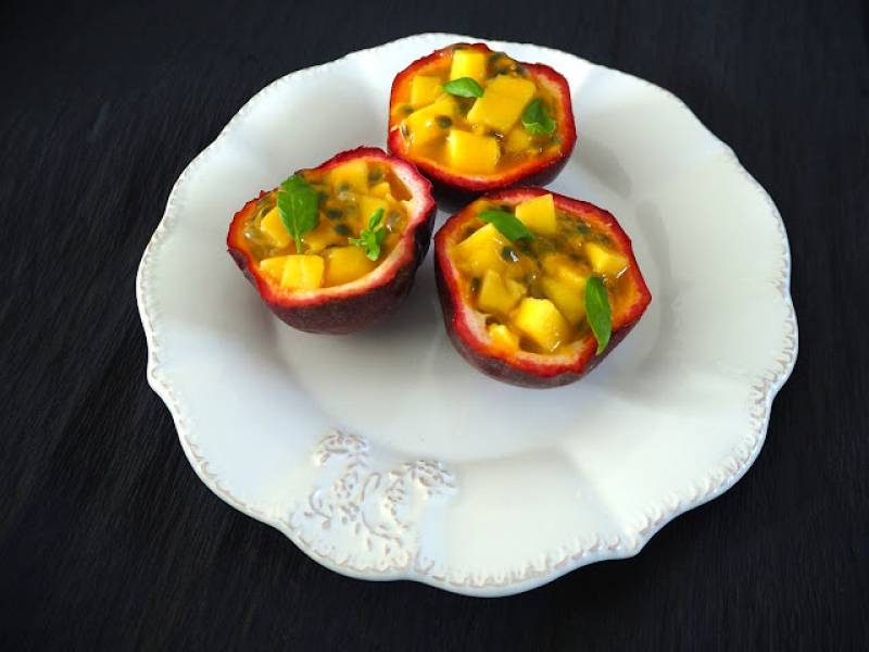 DESER Z MARAKUI I MANGO Z BAZYLIĄ I SYROPEM Z AGAWY