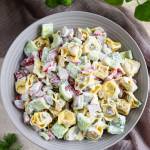 Sałatka z tortellini i rzodkiewką
