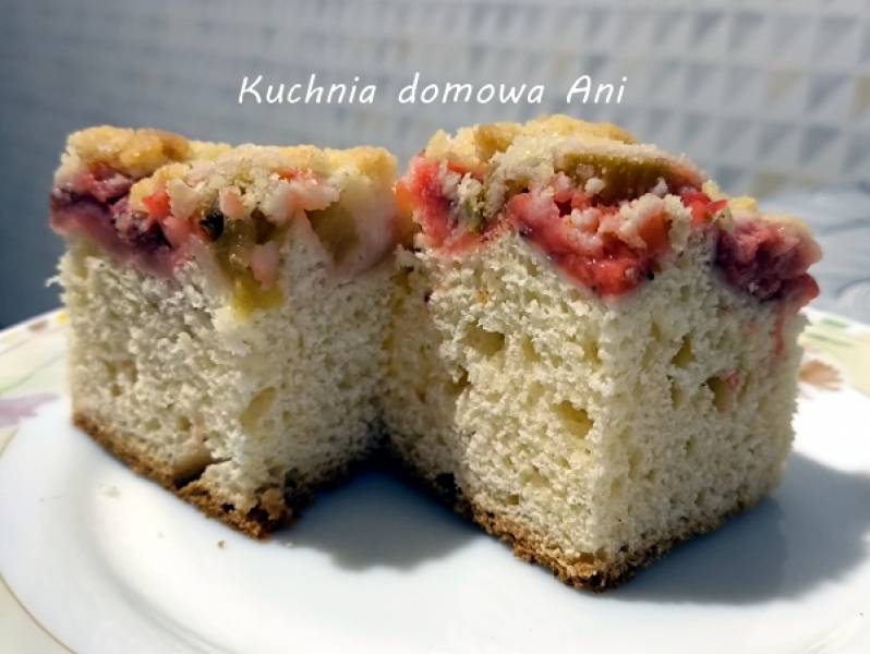 Ciasto drożdżowe / Drożdżówka z truskawkami i rabarbarem
