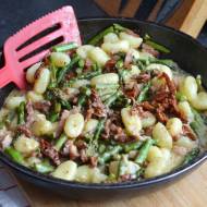 Gnocchi z zielonymi szparagami