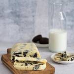 Biały blok czekoladowy – z mlekiem skondensowanym i oreo