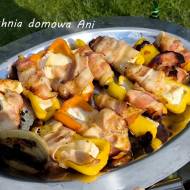 Grillowane papryczki faszerowane serem camembert