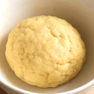 Tarta z truskawkami i kremem mascarpone