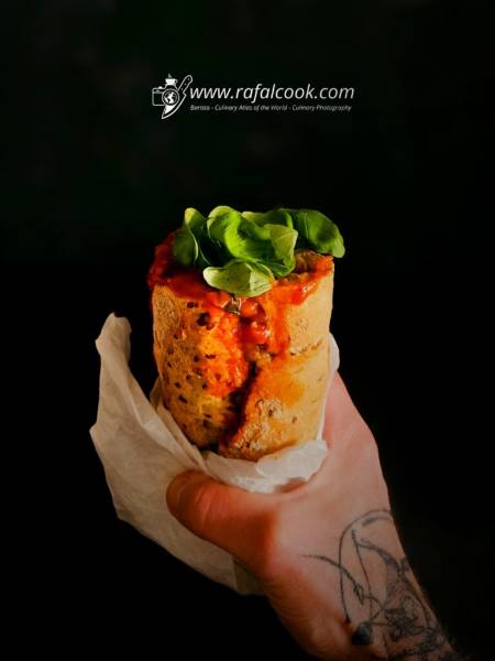 Cuzzetiello z klopsikami z indyka – neapolitański street food w fit odsłonie