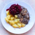 Wątróbka z cebulką i jabłkiem