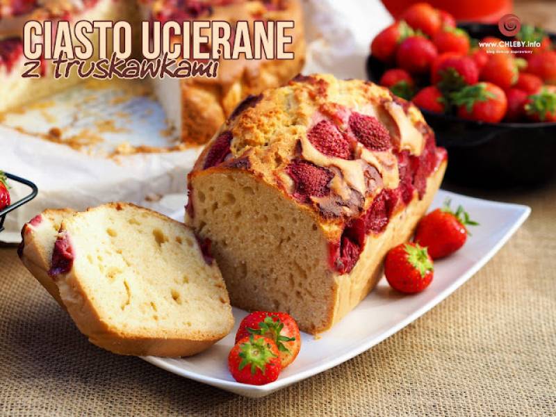 Ciasto ucierane z truskawkami