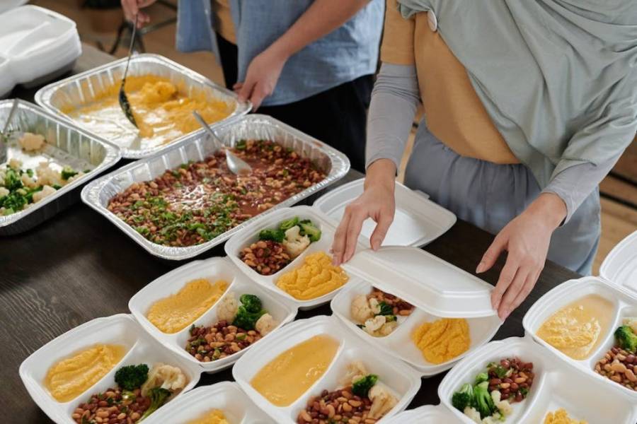 Catering dietetyczny Piekary Śląskie – zdrowe i smaczne posiłki od LikEat