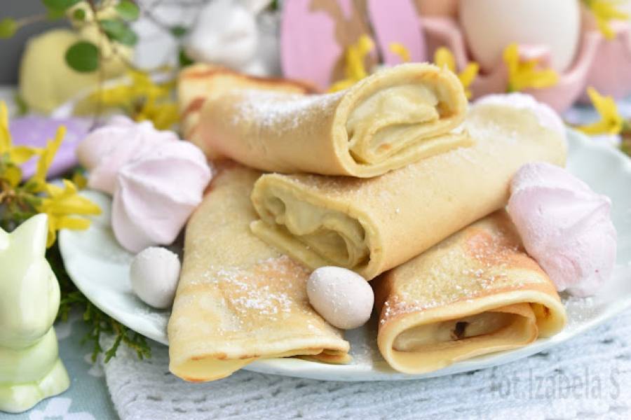 Naleśniki z kremem z serka mascarpone i pastą pistacjową