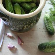 Ogórki małosolne – aromatyczne, chrupiące i nieodłączny smak lata