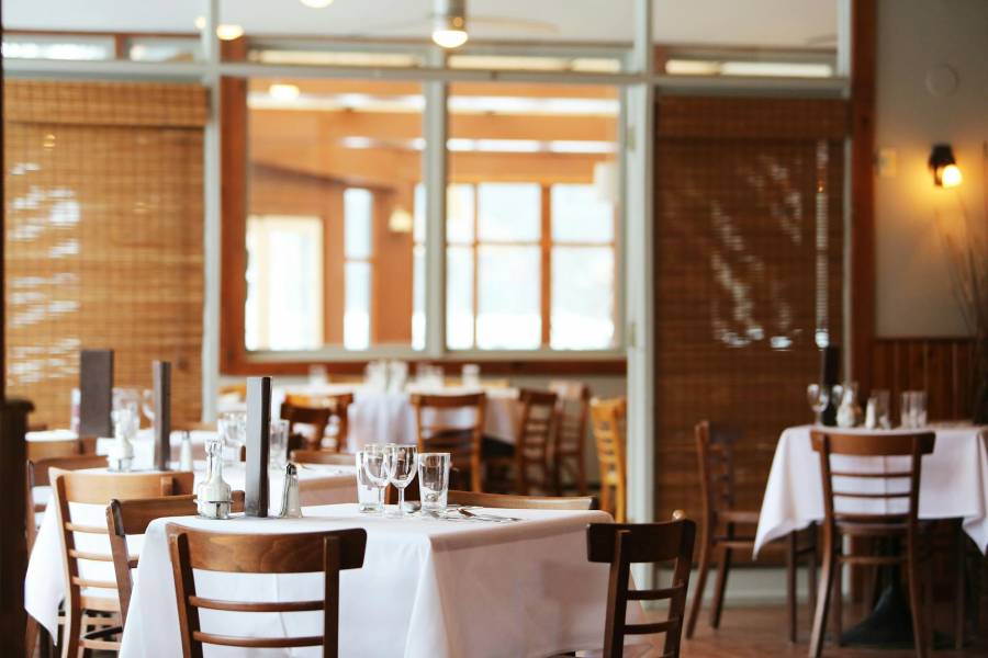Najlepsze restauracje serwujące tradycyjną polską kuchnię w Warszawie
