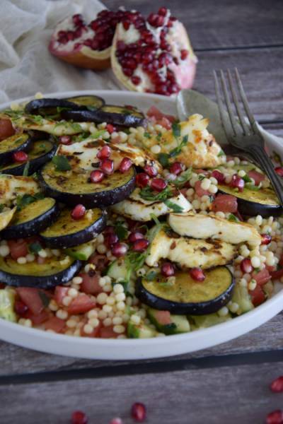 Sałatka z halloumi i bakłażanem