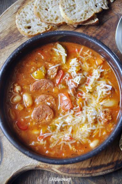 Zupa z chorizo