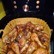 4 składniki na pikantne pałki kurczaka z airfryer...