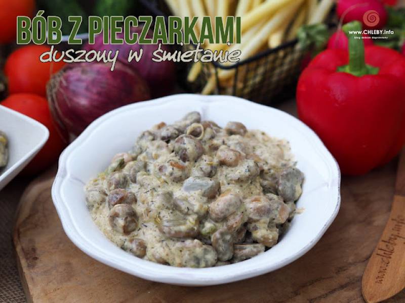 Bób z pieczarkami duszony w śmietanie